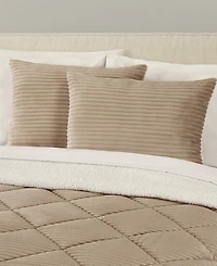 J Queen New York Everett Plush 3-Pc. Comforter Set, Full/Queen