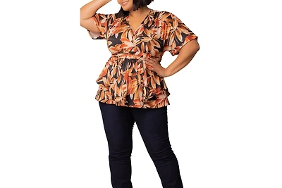 Kiyonna Plus Encore Short Sleeve Printed Top
