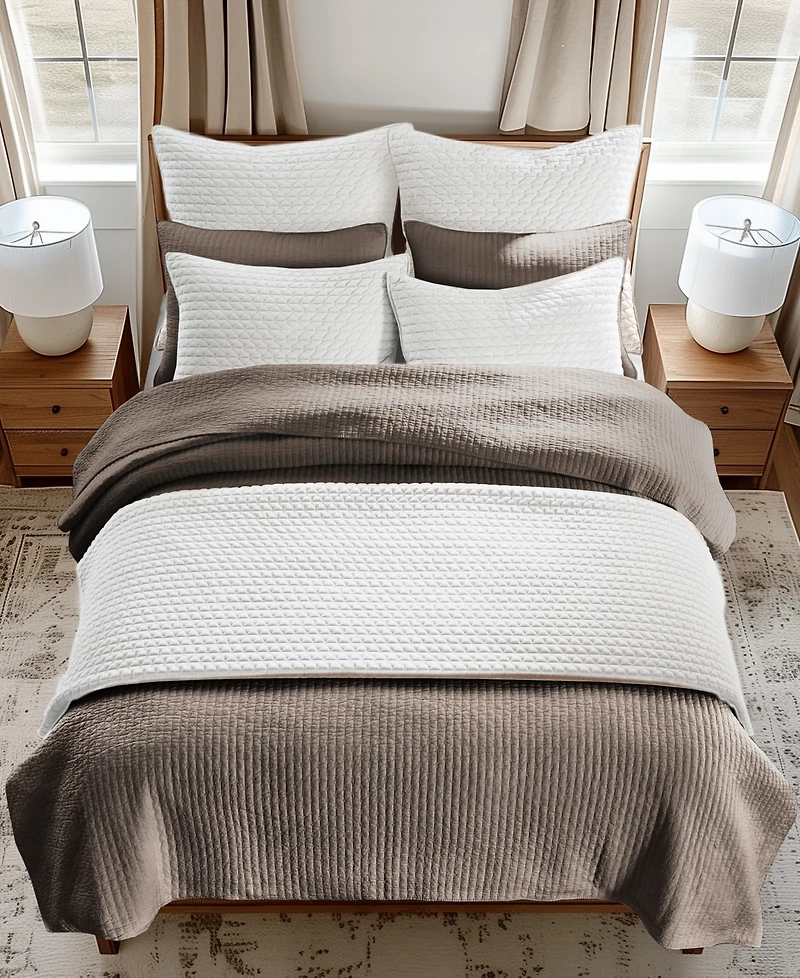 Levtex Velvet Stitch Reversible 3-Pc. Quilt Set, Full/Queen