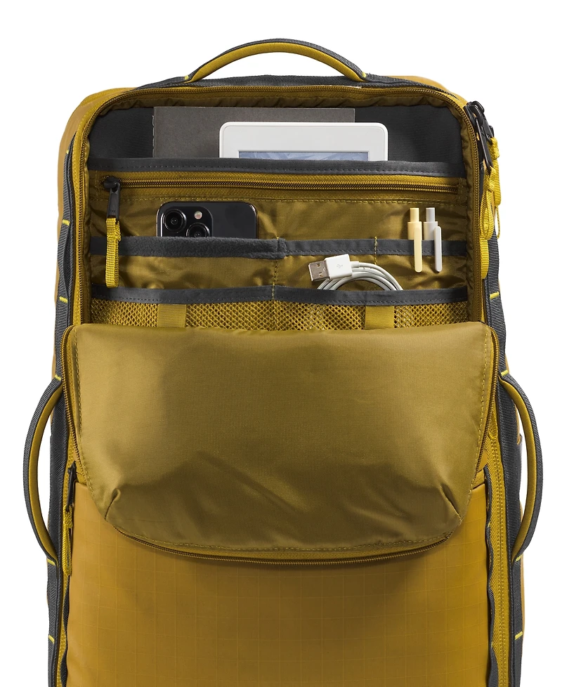 The North Face Men's Base Camp Voyager Travel Bag