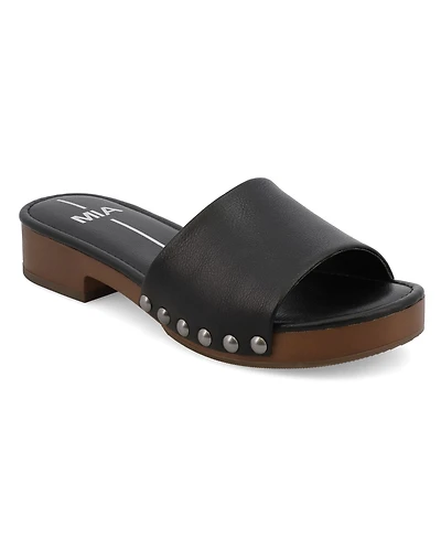 Mia Women's Xonia Studded Round Toe Sandals