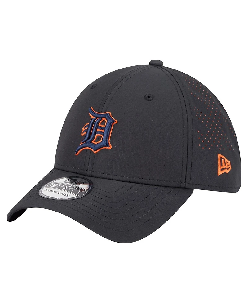 New Era Men's Black Detroit Tigers Night 39THIRTY Flex Hat