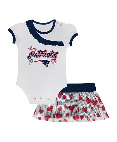 Outerstuff Baby Boys and Girls New England Patriots Love My Team Bodysuit Skirt Set