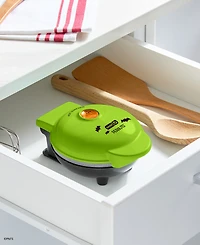 Dash Peanuts Snoopy Vampire Mini Waffle Maker