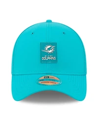New Era Men's Aqua Miami Dolphins 2025 Sideline 39THIRTY Flex Hat