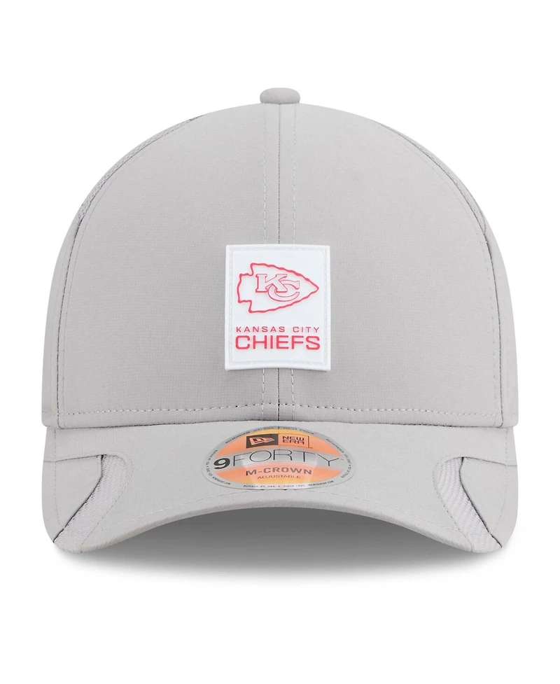 New Era Men's Kansas City Chiefs 2025 Sideline M-crown 9FORTY Adjustable Hat