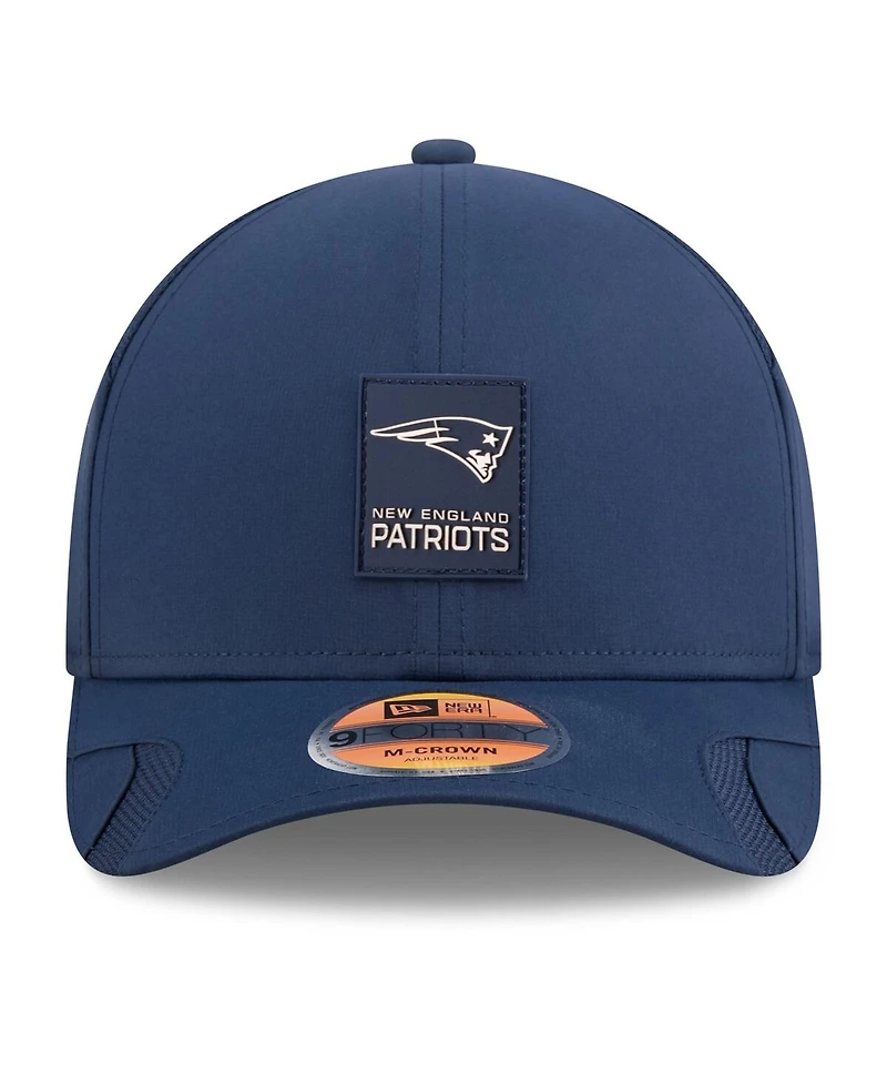 New Era Men's Navy New England Patriots 2025 Sideline M-crown 9FORTY Adjustable Hat