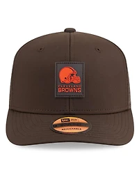New Era Men's Brown Cleveland Browns 2025 Sideline 9SEVENTY Trucker Adjustable Hat
