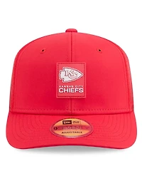 New Era Men's Red Kansas City Chiefs 2025 Sideline 9SEVENTY Trucker Adjustable Hat