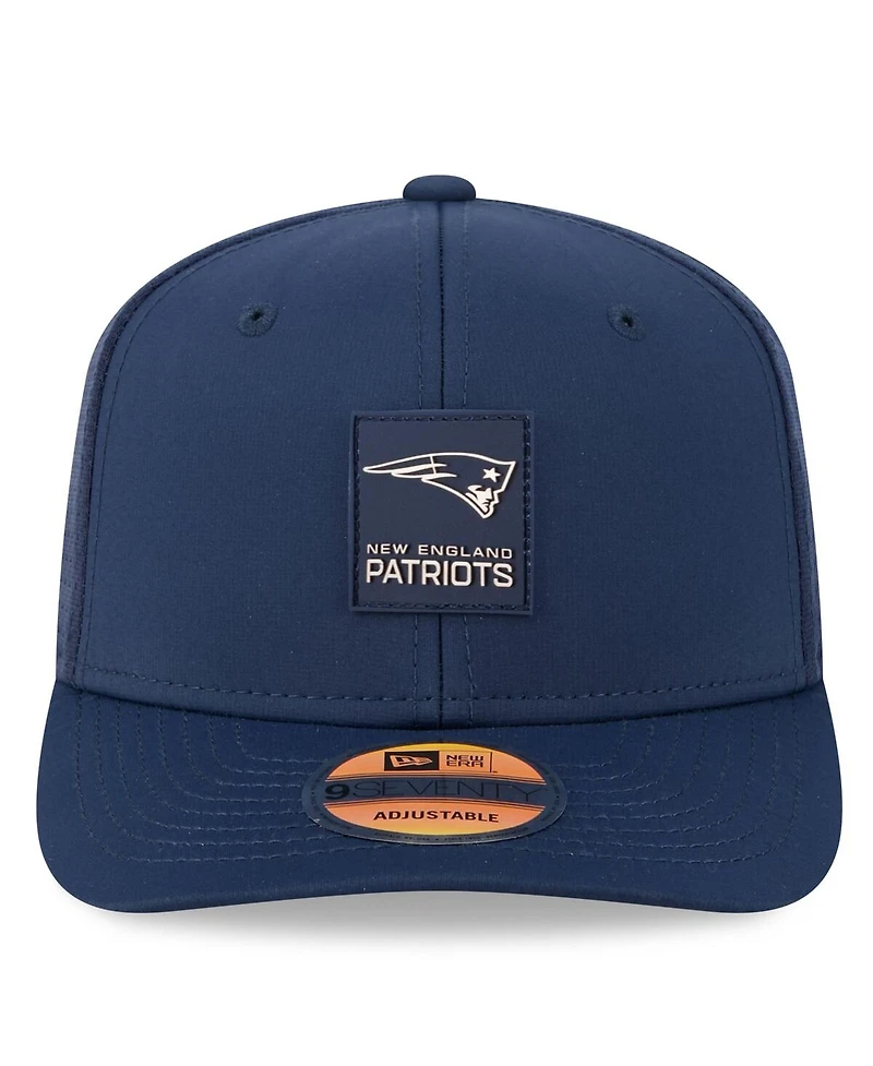 New Era Men's Navy New England Patriots 2025 Sideline 9SEVENTY Trucker Adjustable Hat