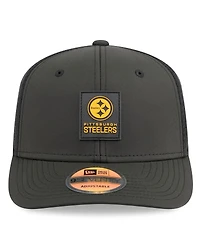 New Era Men's Pittsburgh Steelers 2025 Sideline 9SEVENTY Trucker Adjustable Hat