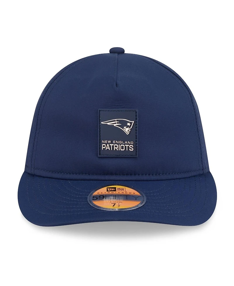New Era Men's Navy England Patriots 2025 Sideline Retro Crown 59FIFTY Fitted Hat