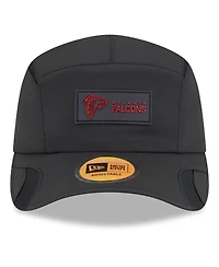 New Era Men's Black Atlanta Falcons 2025 Sideline Runner Adjustable Hat