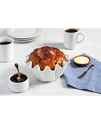 Le Creuset Stoneware Ruffle 1.4 Qt. Brioche Baker