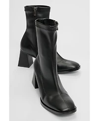 Prologue Shoes Plesa Chunky Heel Boot (Women)