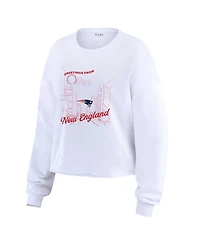 Wear by Erin Andrews Women's White New England Patriots Postcard Cropped Long Sleeve Top
