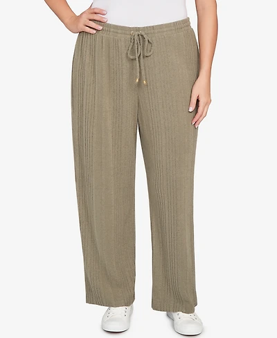 Hearts Of Palm Plus Solid Texture Hatchi Pants