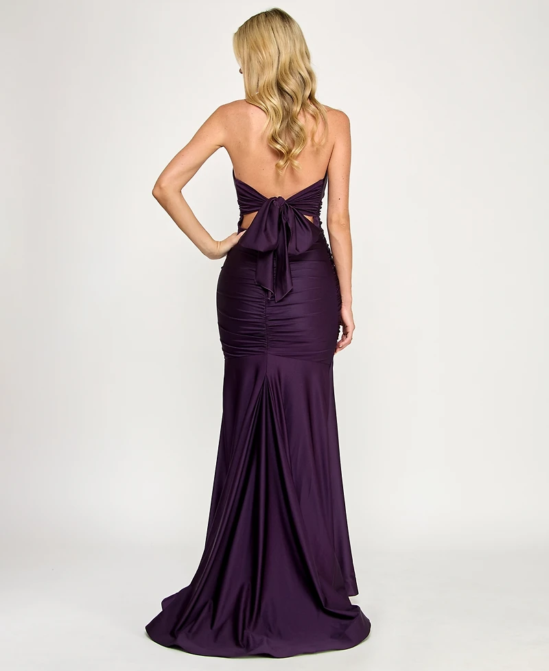 Emerald Sundae Juniors' Ruched Sleeveless Halter Gown