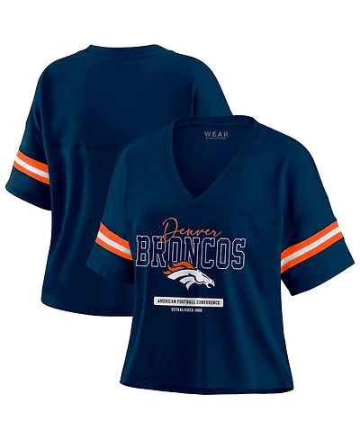 Wear by Erin Andrews Women's Navy Denver Broncos Color Block Boxy Modest Crop V-Neck T-Shirt