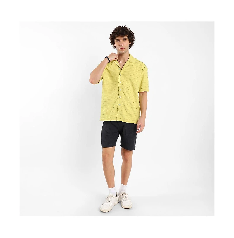 Campus Sutra Men's Swish-Textured Shirt