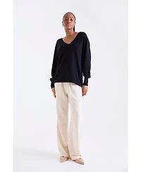 1982 Women's Paros Poncho V-Neck Cashmere Sweater