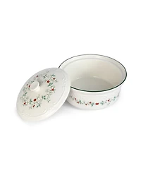 Winterberry Covered Casserole Dish