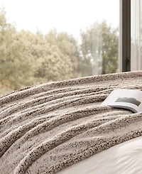 Eddie Bauer Lookout Mountain Heated Throw, 70" x 50"
