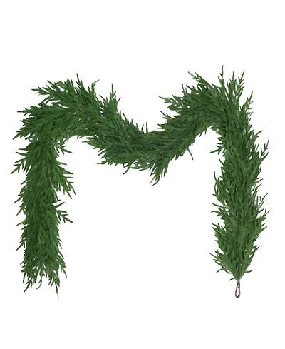 Puleo 10" Soft Artificial Christmas Garland