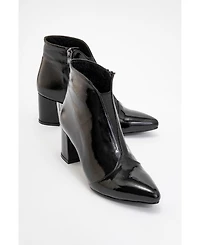 Forever & Always Shoes Finda Leather Block Heel Boot (Women)