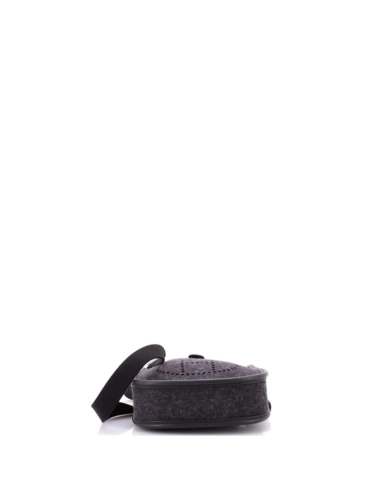 Pre-Owned Hermes Tpm Evelyne Bag Gen Iii Felt