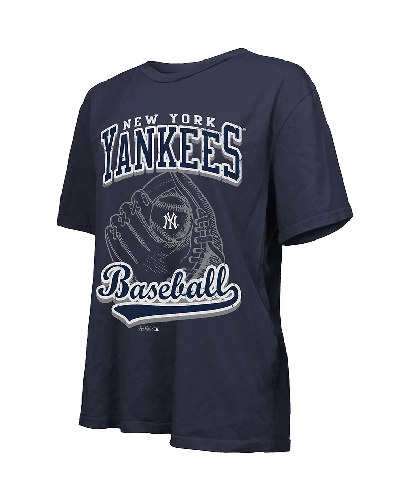 Majestic Women's Navy New York Yankees Oversized First Base T-Shirt