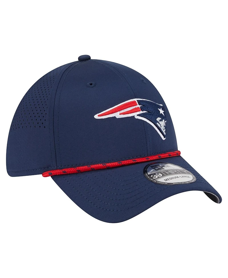 New Era Men's Navy New England Patriots Perforated 39THIRTY Flex Hat