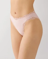 b.tempt'd Women's Moderate Coverage Lace Detailed Panties