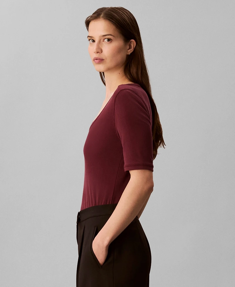 Calvin Klein Women's Scoop Neck Ribbed T-Shirt