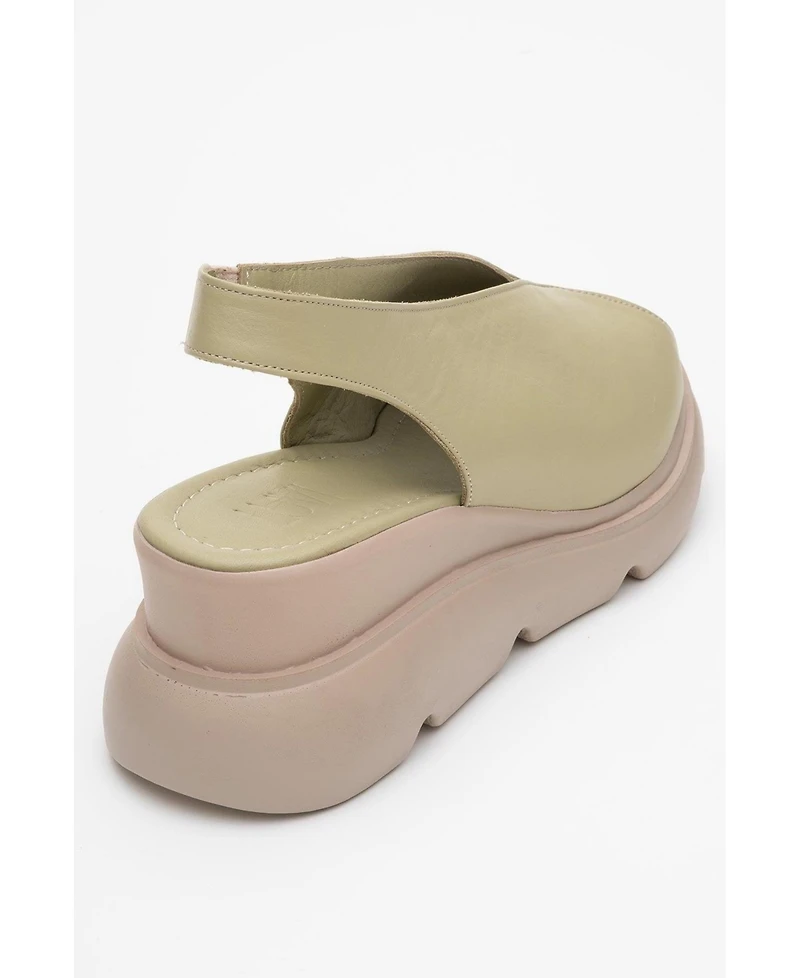 Forever & Always Shoes Sam Leather Platform Sandal (Women)