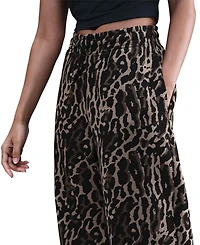 Nike Women's High-Waisted Oversized Printed Sweatpants