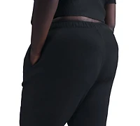 Nike Plus Sportswear Club Fleece Mid-Rise Graphic Pants