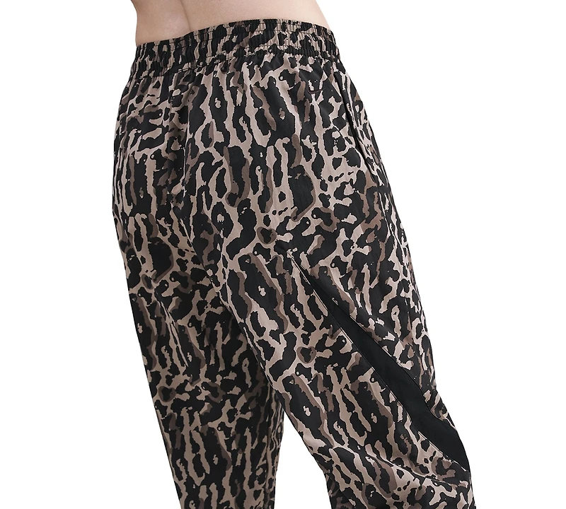 Nike Women's Printed Mid Rise Jogger Pants