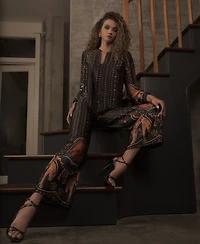 T Tahari Women's Printed Split-Neck Blouse