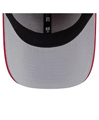 New Era Men's Red Tampa Bay Buccaneers Perforated 39THIRTY Flex Hat