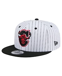 New Era Men's White/Black Chicago Bulls Deceptor Pinstripe 9FIFTY Snapback Hat