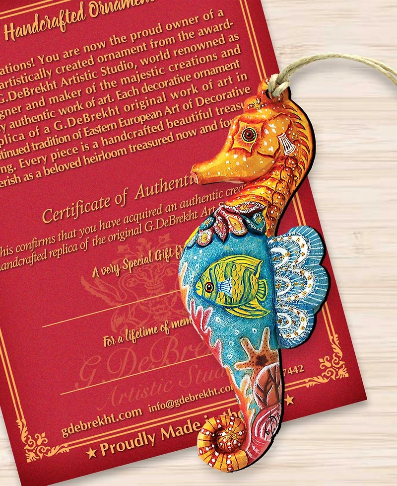 Designocracy Seahorse Wooden Christmas Ornament