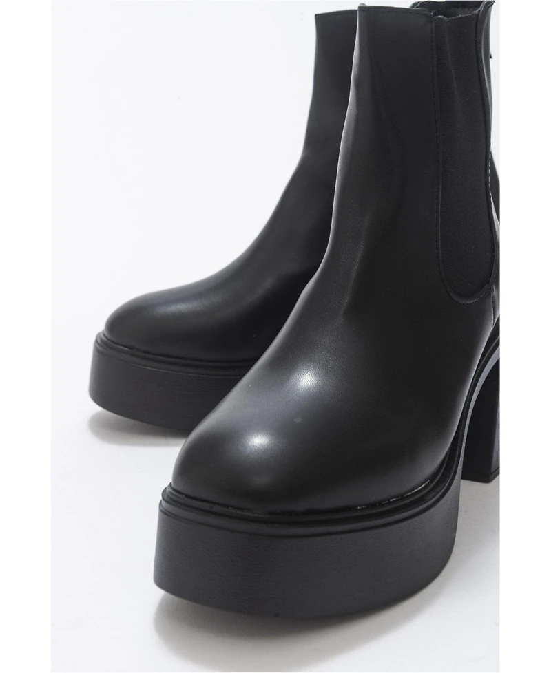 Prologue Shoes Fenira Platform Heel Chelsea Boot (Women)