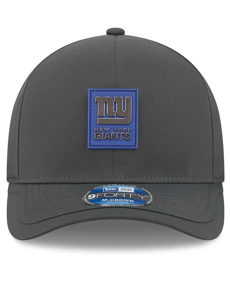 New Era Men's Charcoal New York Giants 2025 Sideline Cold Weather 9FORTY M-Crown Adjustable Hat