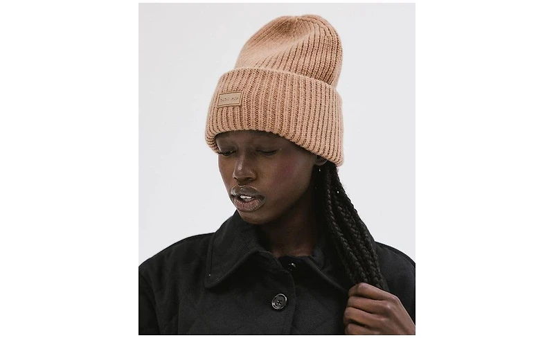Gigi Pip Merino Wool Chunky Beanie for Ultimate Warmth and Comfort
