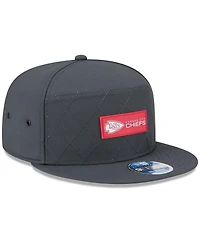 New Era Men's Charcoal Kansas City Chiefs 2025 Sideline Cold Weather Split Panel 9FIFTY Snapback Hat
