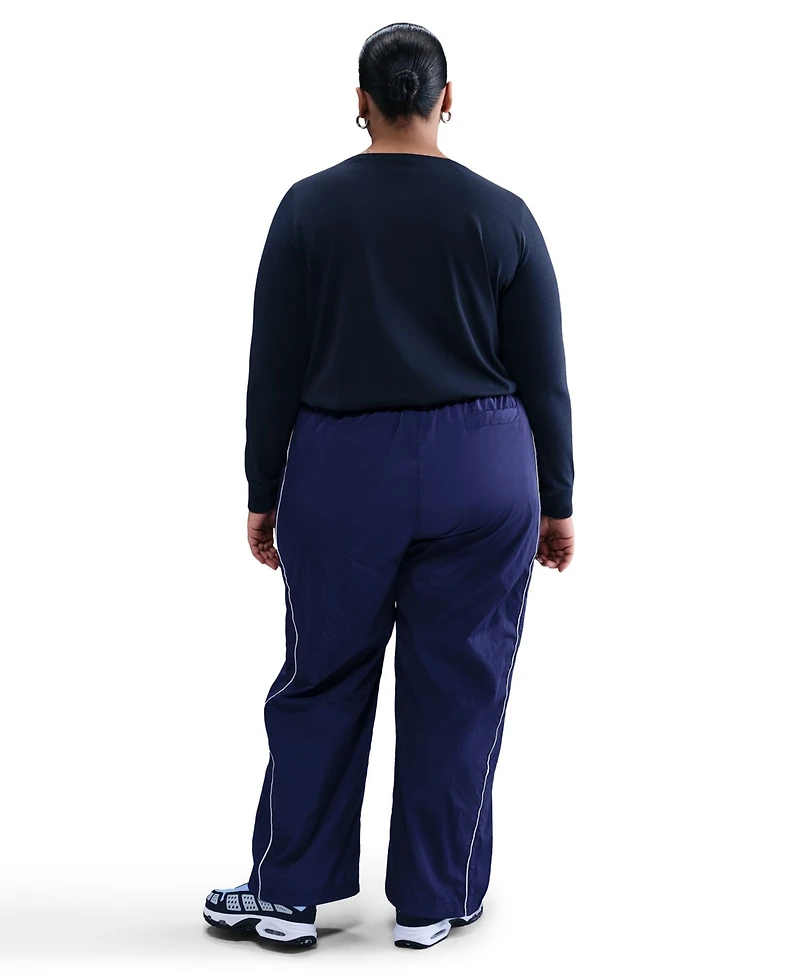 Nike Plus Sportswear Club Long-Sleeve T-Shirt