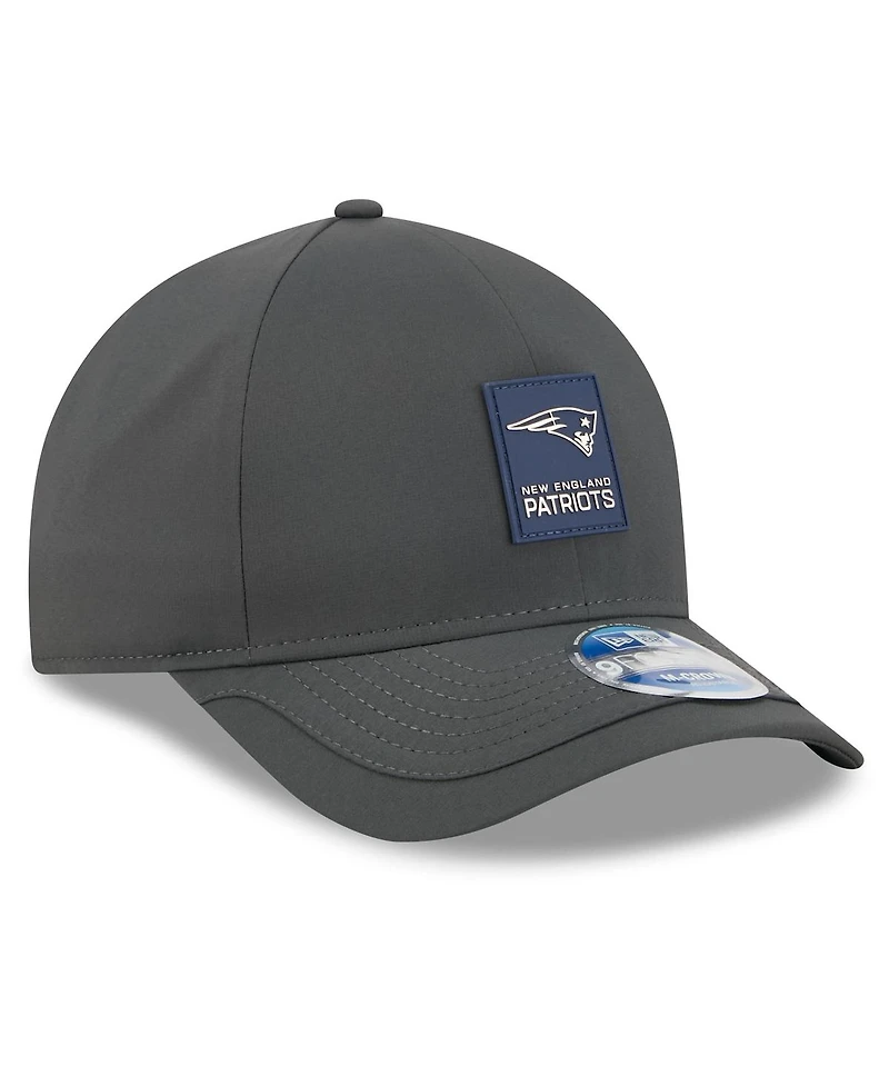 New Era Men's Charcoal New England Patriots 2025 Sideline Cold Weather 9FORTY M-Crown Adjustable Hat