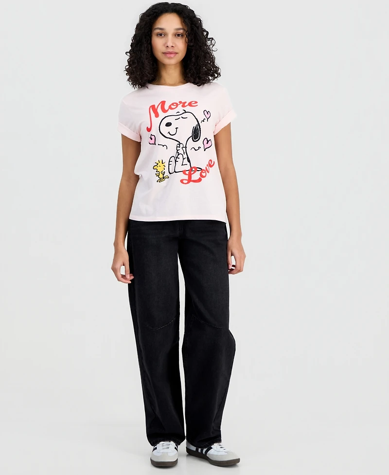 Love Tribe Juniors' Snoopy Valentine's Day Crewneck Graphic T-Shirt