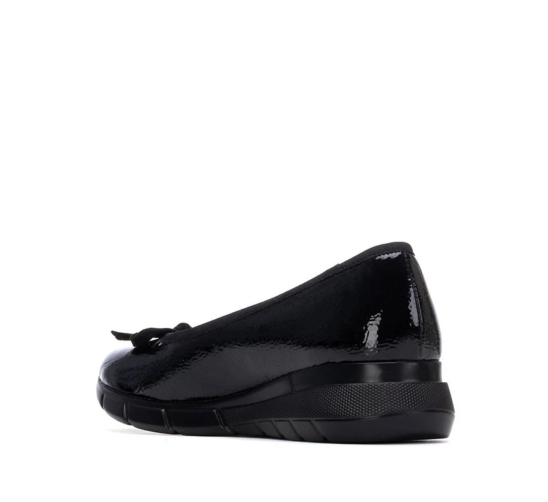 Xti Women's Patent Leather Ballet Flats